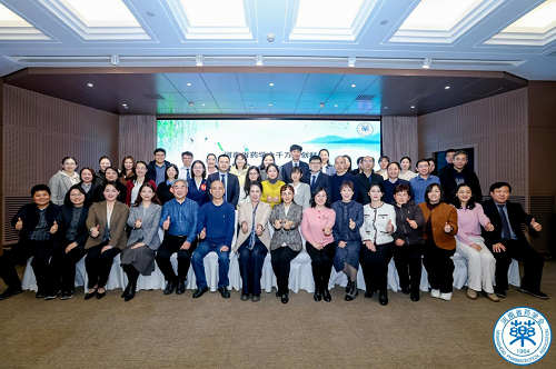 河南省药学会举办三八妇女节纪念活动---巾帼药师竞展科普风采